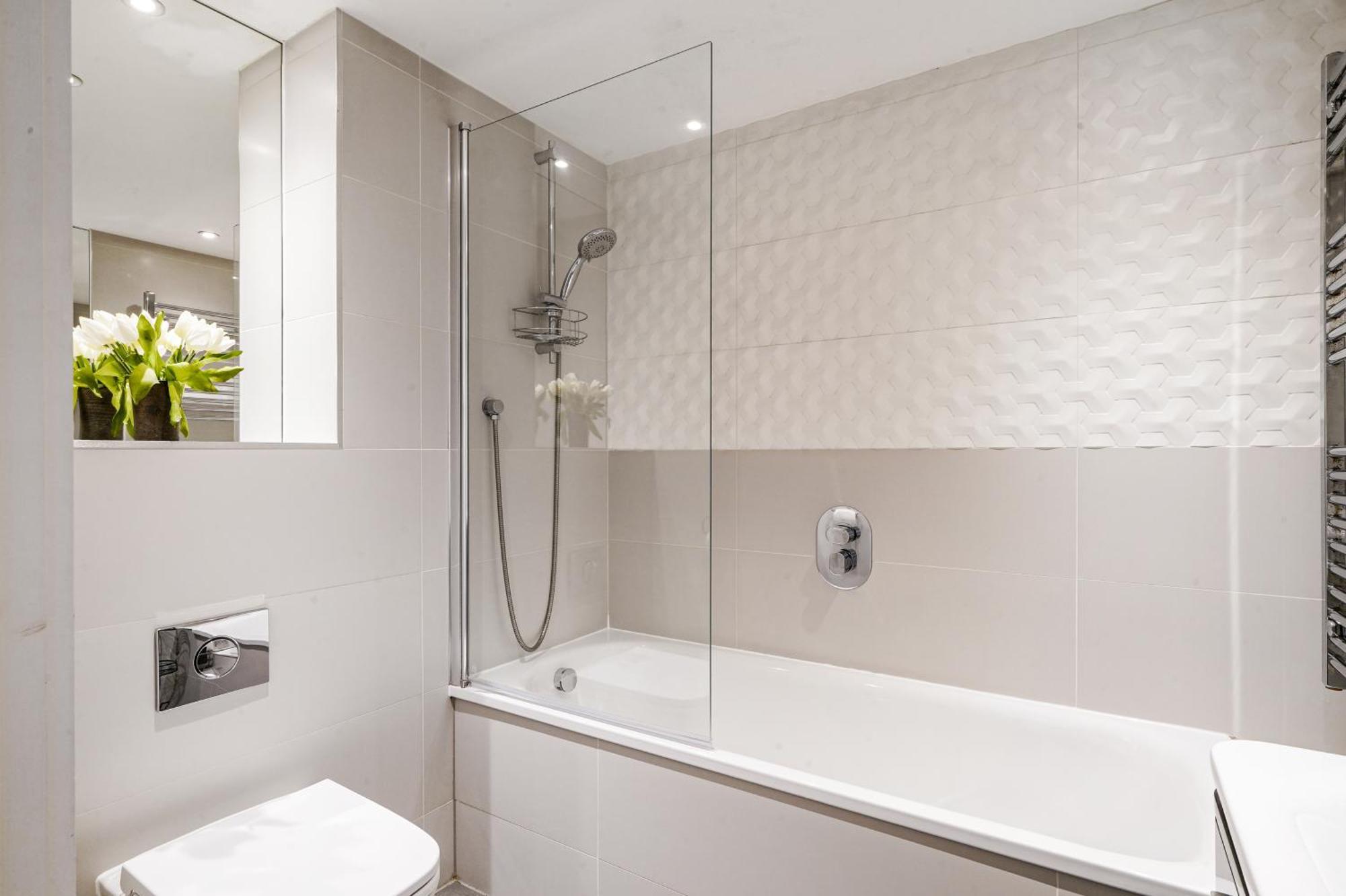 Edgware Luxury Apartment With Stunning Views On 10Th Floor מראה חיצוני תמונה